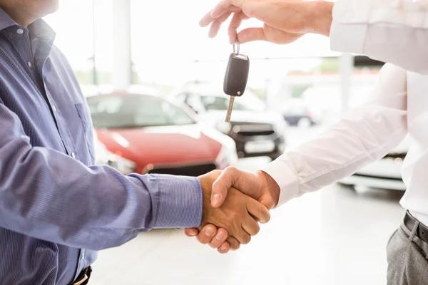 Compare Popular Ford Dealerships in Wisconsin Before You Buy