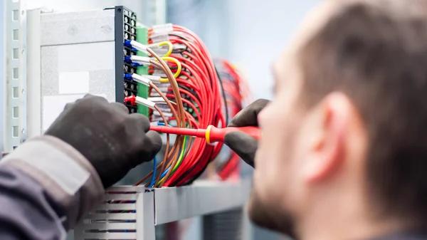 Residential Electrician Portland Providing Safe and Affordable Solutions