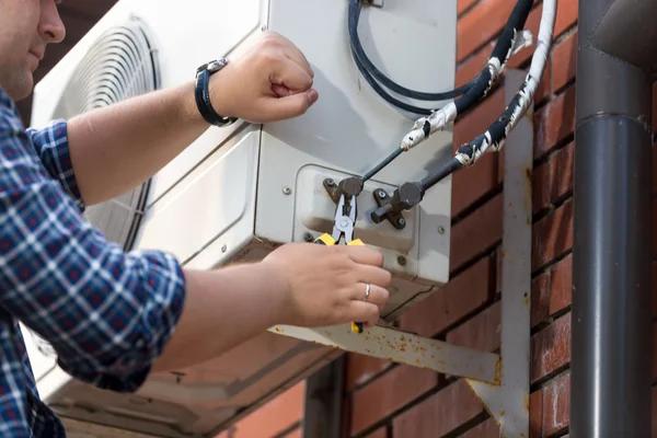 Emergency AC Repair in Savannah When You Need It Most