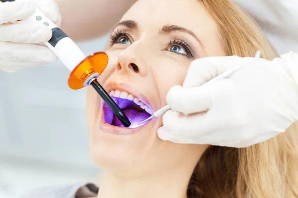 A Practical Guide to Selecting a Safe and Effective Teeth Whitening Option